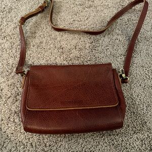 Elegant Brown Leather Crossbody Bag